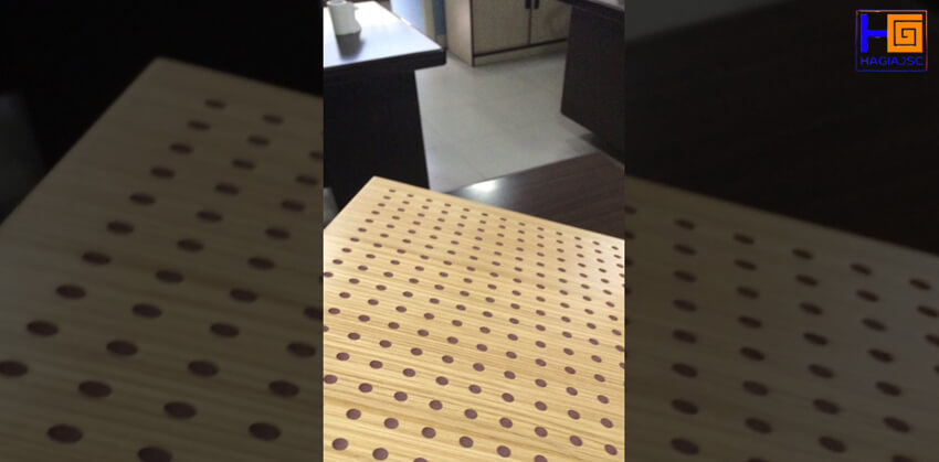 Giá tấm gỗ tiêu âm đục lỗ